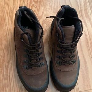 Women Sporto ankle lace shoes.